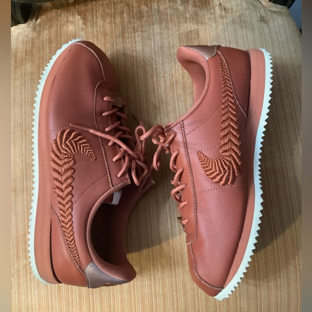 Nike Cortez Basic Premium Embroidered Swoosh GS In Dusty Peach Women's 7 H2F - Picture 4 of 8